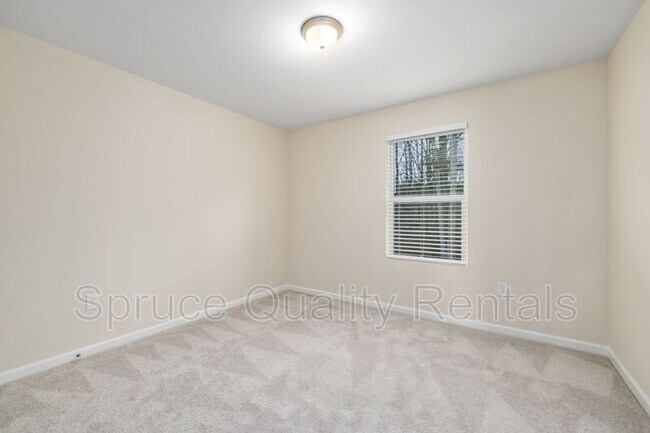 Building Photo - 1504 Arapahoe Ridge Dr