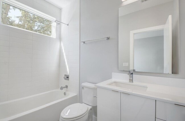 Building Photo - 2108 Tillery St