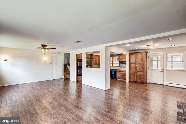 Building Photo - 2119 Eastridge Rd