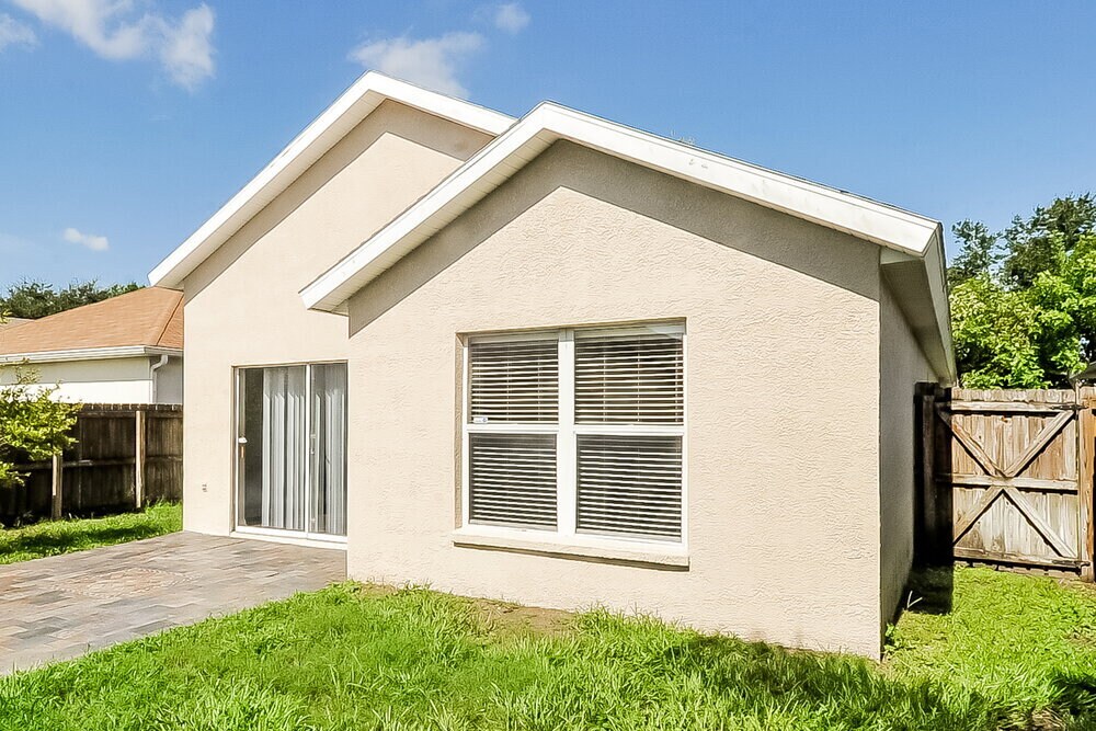 Building Photo - 7862 Bristol Park Dr