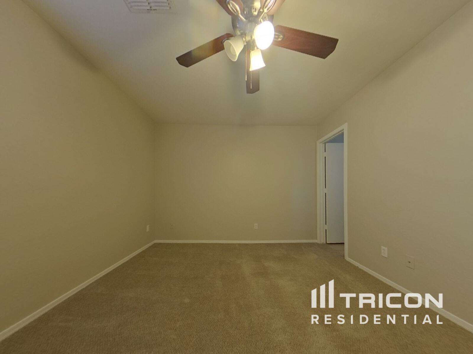 Building Photo - 20 N 220th Ln