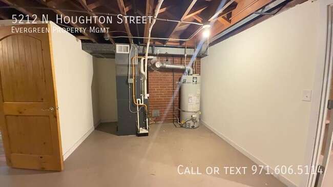 Building Photo - 5212 N Houghton St