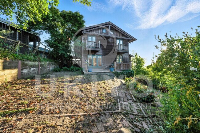 Building Photo - 6538 Gwin Rd