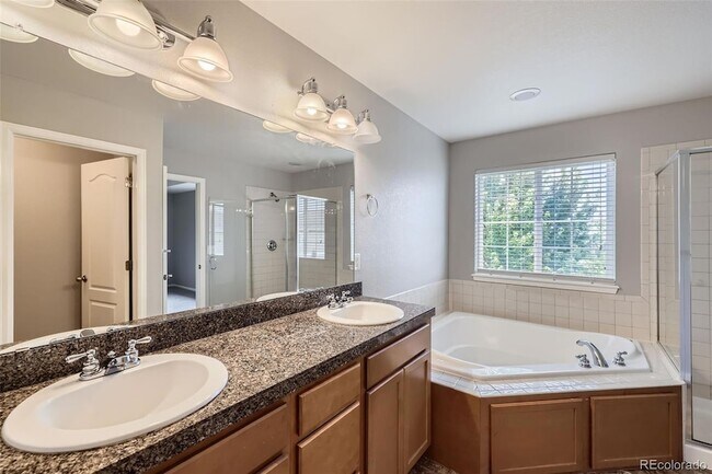 Building Photo - 6047 S Jamestown Way