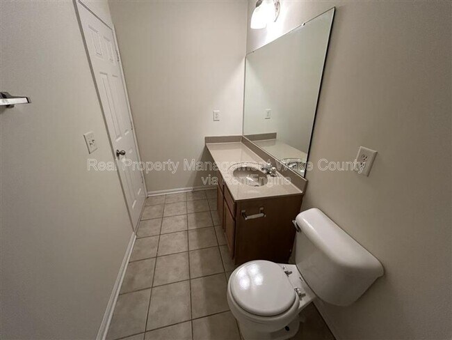 Building Photo - 119 Longchamp Ln