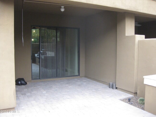 Building Photo - 36600 N Cave Creek Rd
