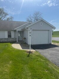 Building Photo - 1173 S Main St