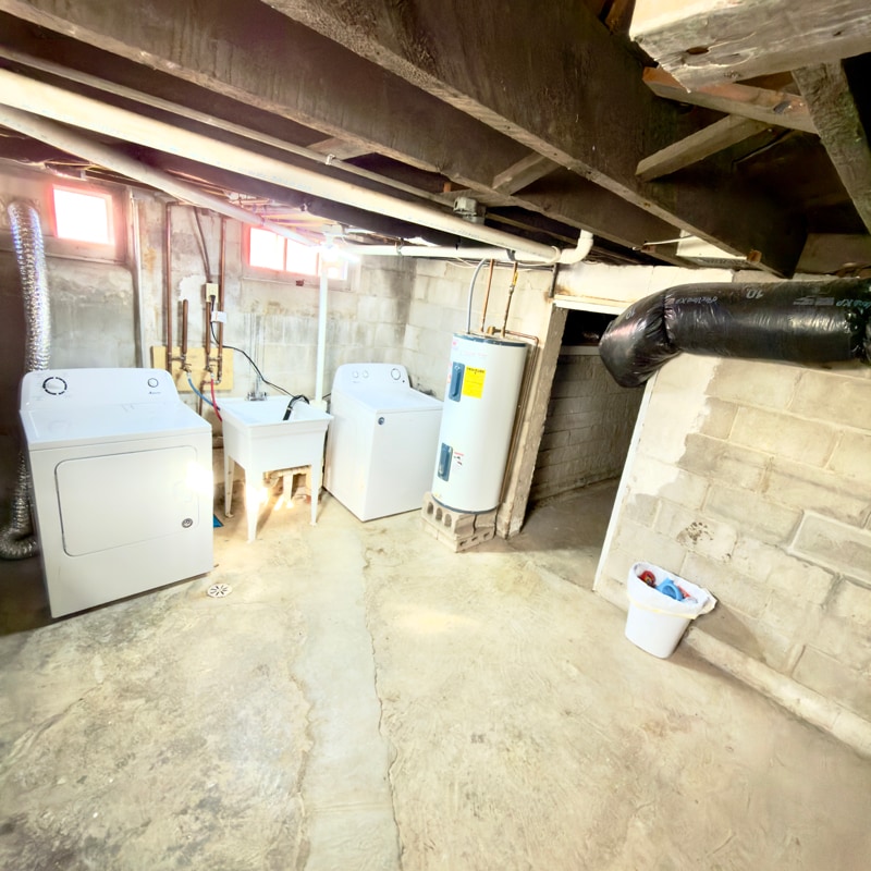 Building Photo - 2833 S 128th St