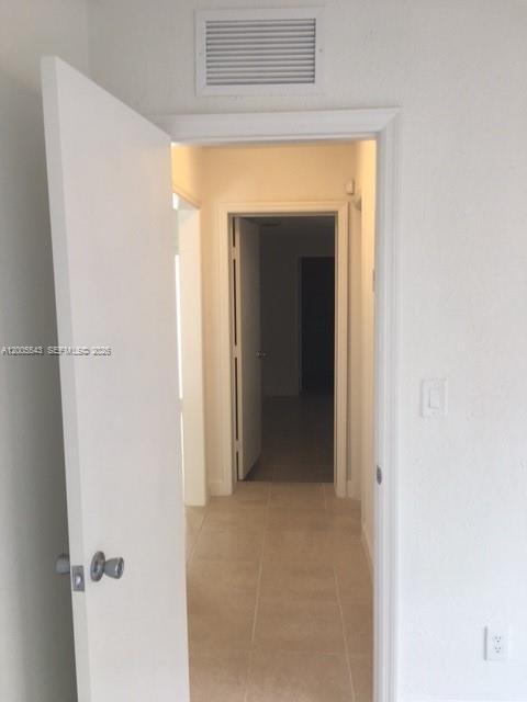 Building Photo - 805 NE 138th St