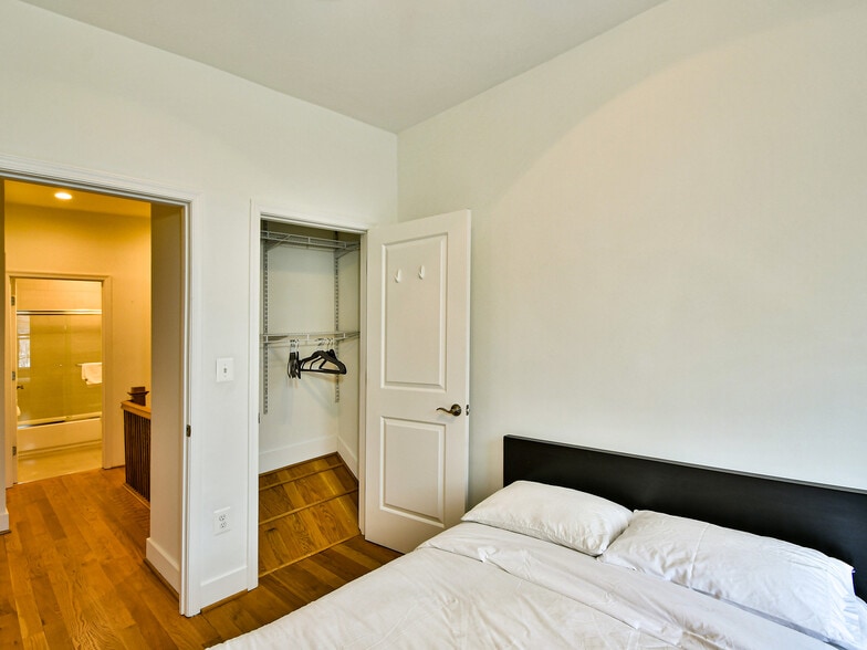 Building Photo - 3415 13th St NW