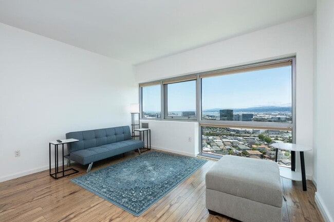 Building Photo - 1 Mandalay Pl