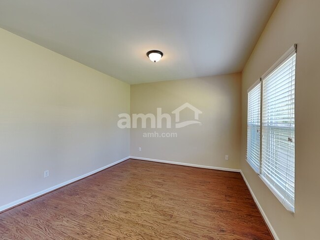 Building Photo - 116 Pickens Ln