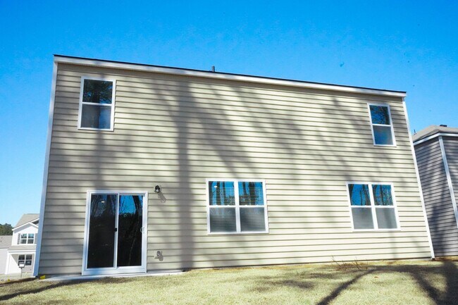 Building Photo - Available Soon!