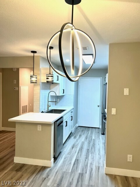 Building Photo - 2200 S Fort Apache Rd