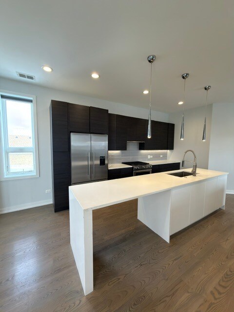 Building Photo - 2378 N Elston Ct