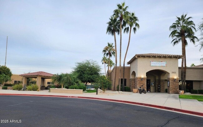 Building Photo - 8449 W Rockwood Dr