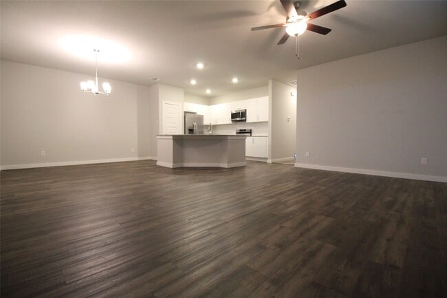 Building Photo - 25504 Starling Ln