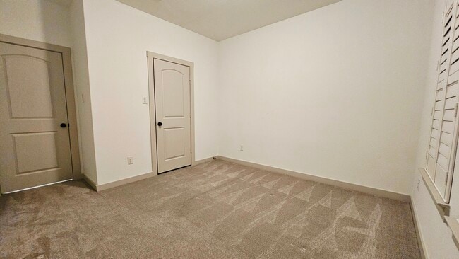 Building Photo - 4841 Rattler Ln