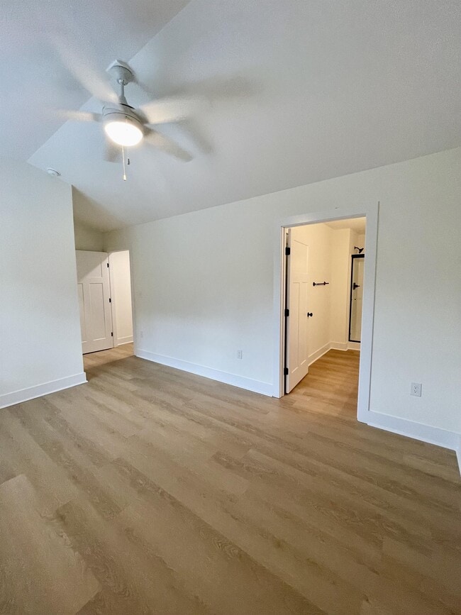 Building Photo - 556 Leesville Rd