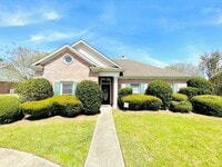Building Photo - ** 4 bed 2.5 bath located in Sturbridge includes monthly pool service and chemicals ** Call 334-3...