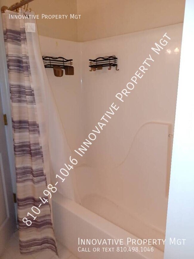 Building Photo - 1099 Old Leake Ct