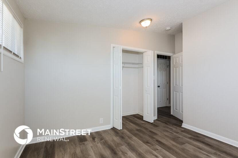 Building Photo - 1724 Englewood Dr