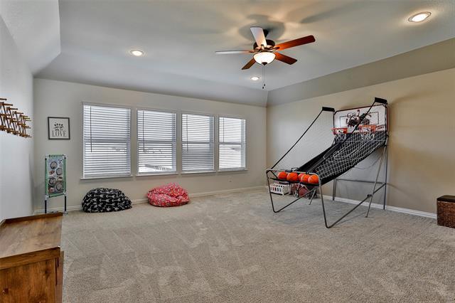 Building Photo - 944 Sweeping Butte Dr