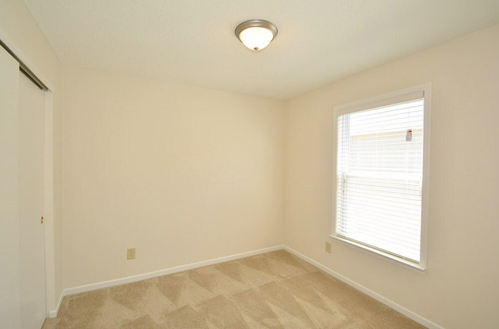 Building Photo - 12162 Maize Dr