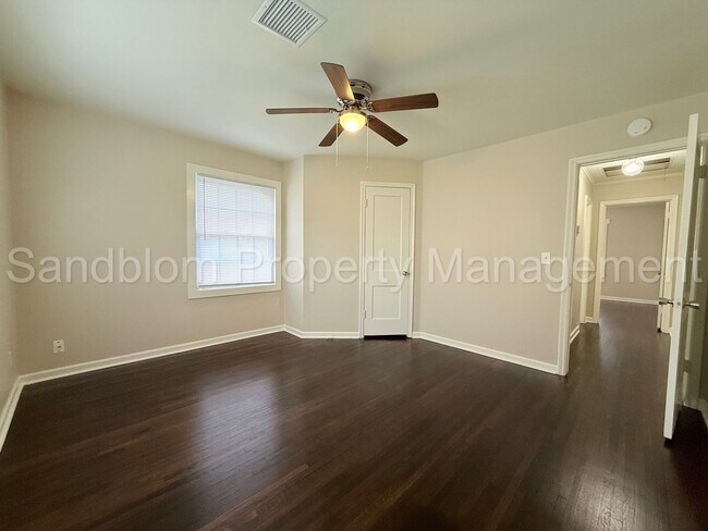 Building Photo - For Lease | Tulsa | Available Now!