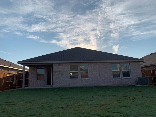 Building Photo - 1913 Marlin Spike Dr
