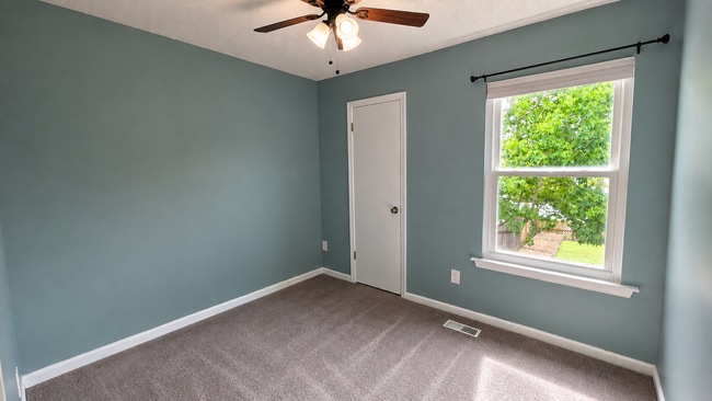 Building Photo - 3107 Glastonbury Dr