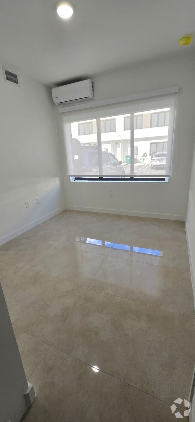 Building Photo - 14561 SW 261st Ter