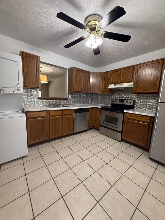 Building Photo - 30 Keepsake Pl