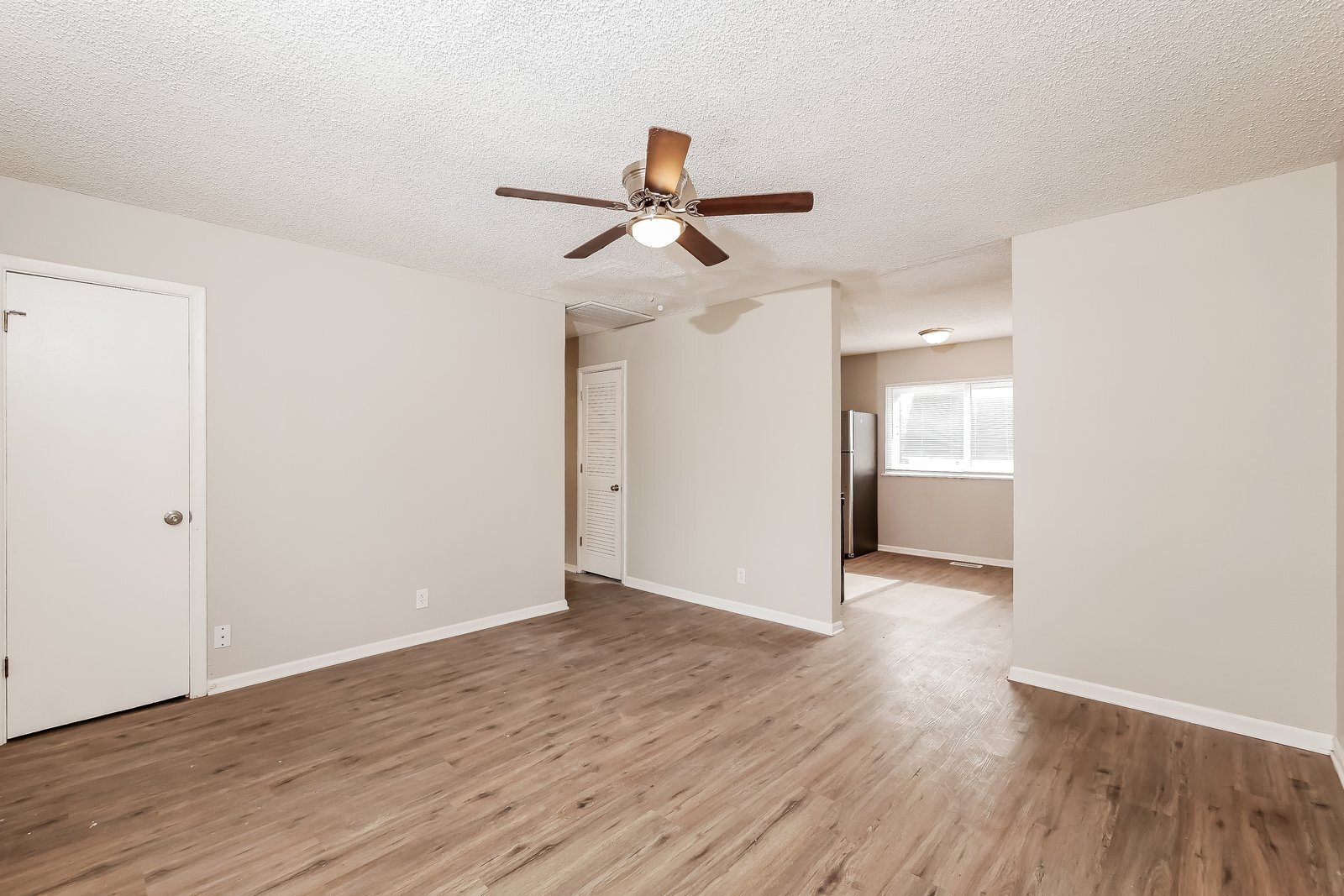 Building Photo - 4709 E 33rd St