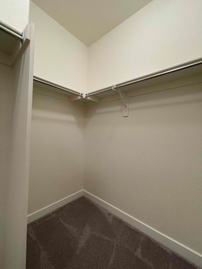 Building Photo - 8781 S Wenatchee Ct