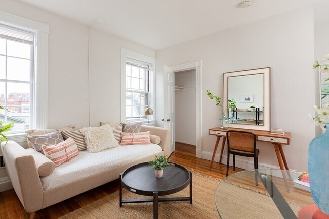 Building Photo - 16 Chauncy St