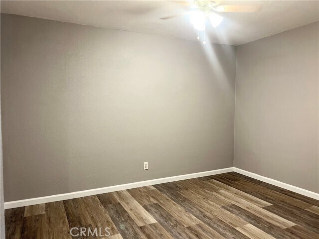 Building Photo - 732 Niles St