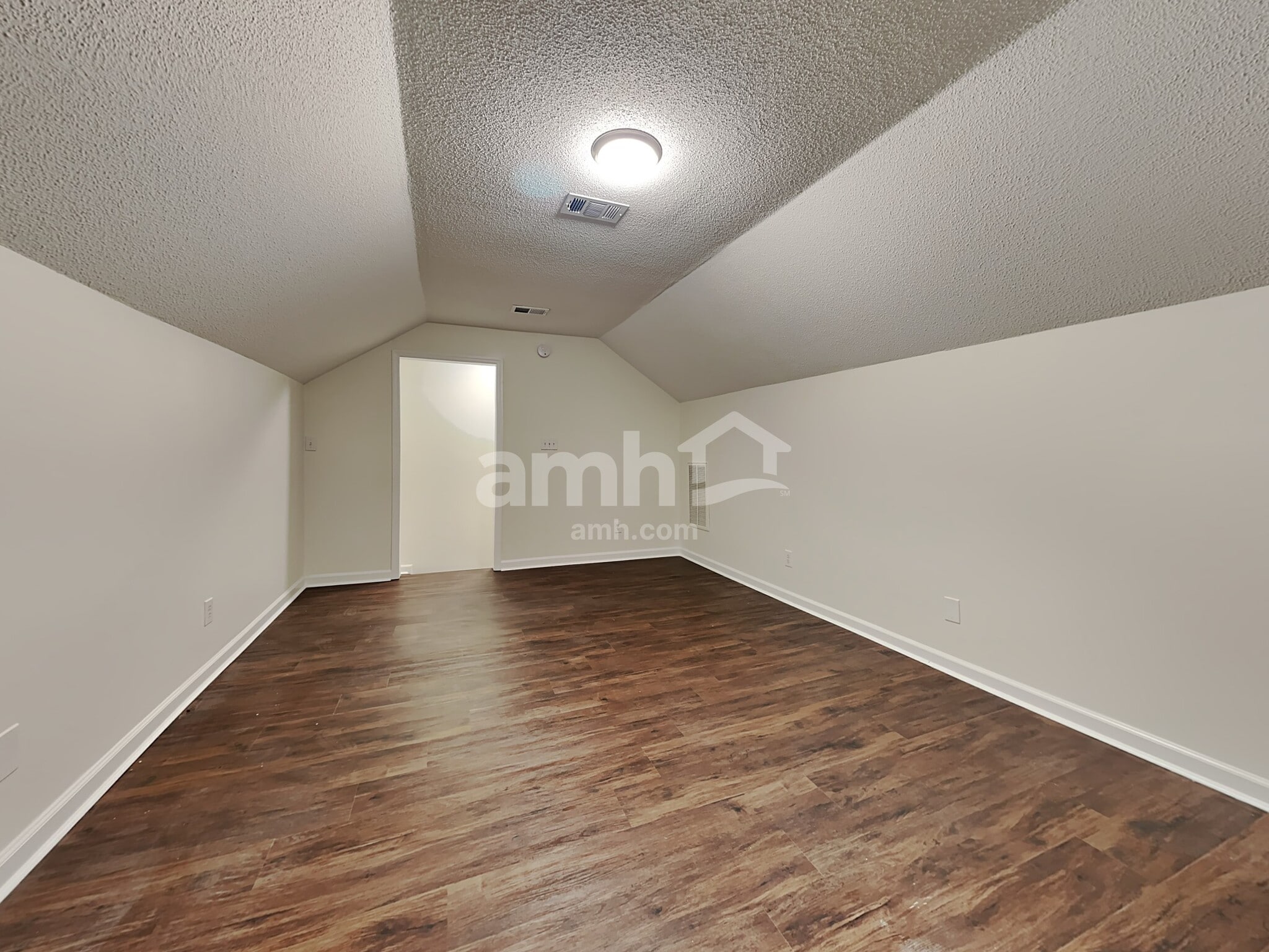 Building Photo - 162 Belle Grove Dr