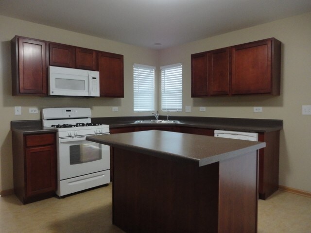 Building Photo - 1514 Cambria Court