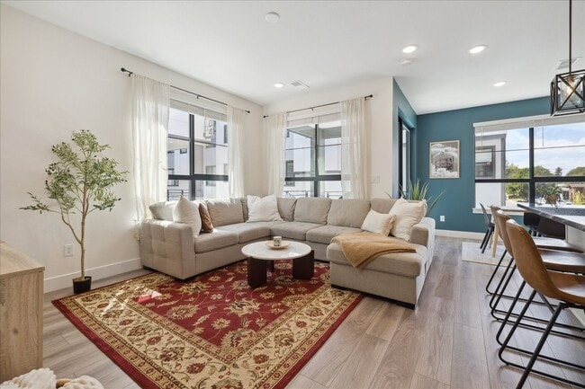 Building Photo - Modern 3BD, 2.5BA Virginia Village Townhome with 2-Car Garage