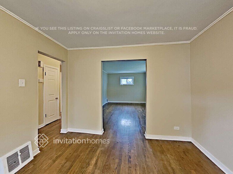 Building Photo - 9133 S 54th Ave