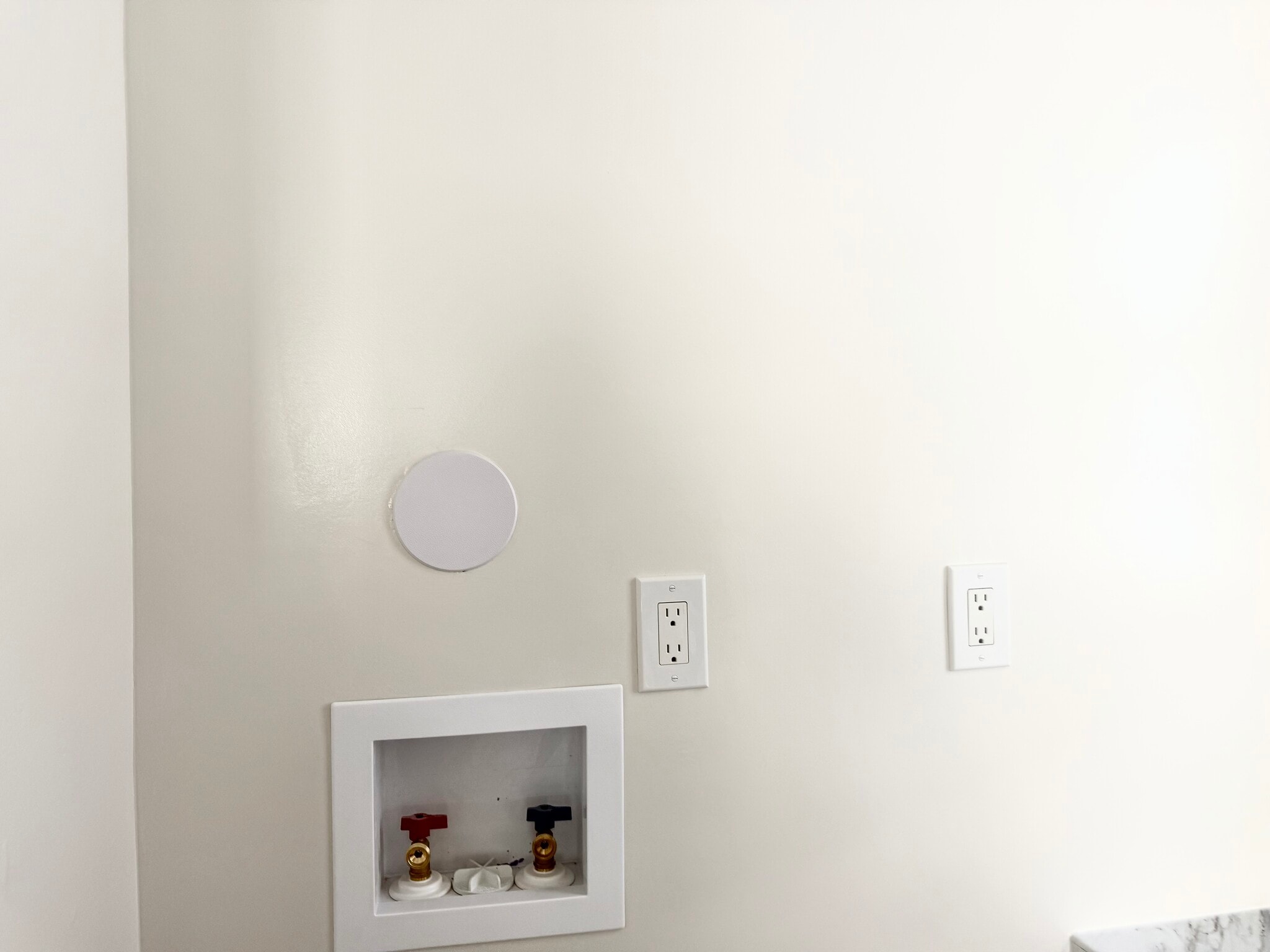 Building Photo - 65 Durand Pl