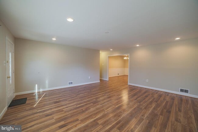 Building Photo - 2090 Jason Ct