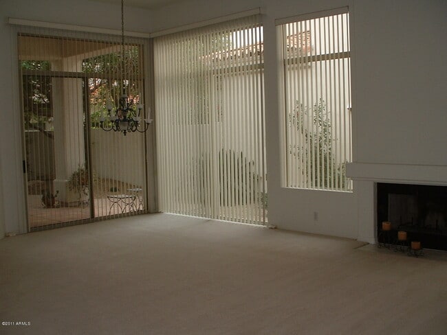 Building Photo - 7528 E McLellan Ln