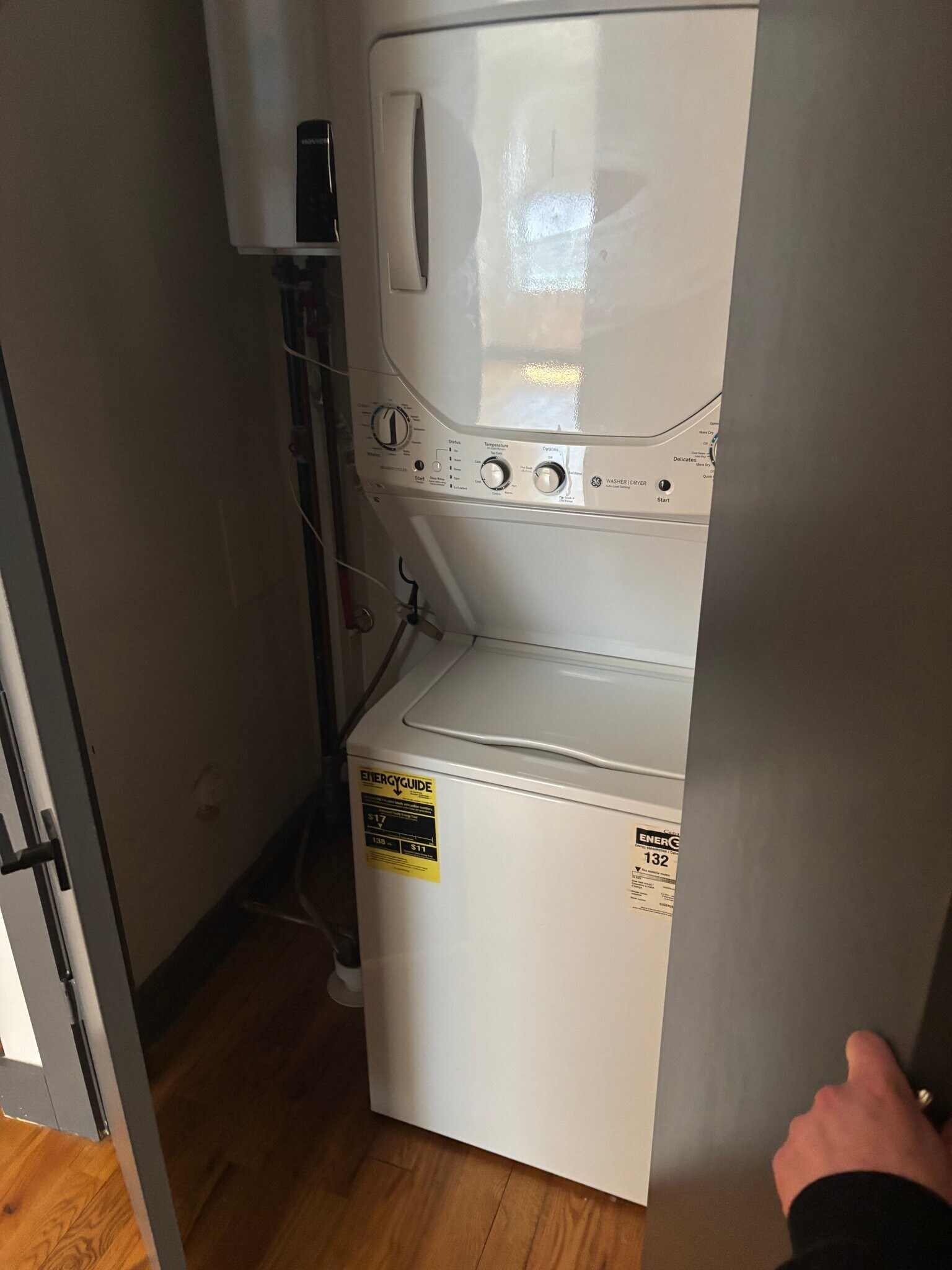 Building Photo - 568 Communipaw Ave