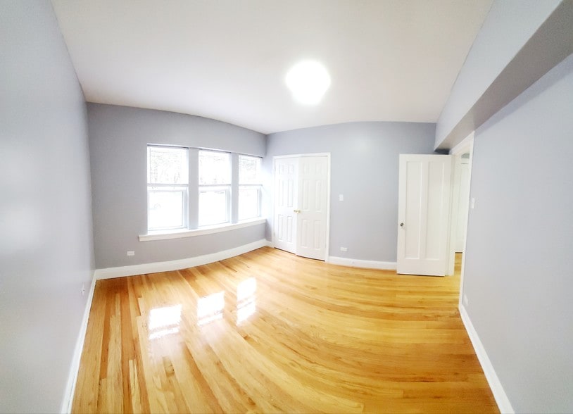 Building Photo - 4023 S Francisco Ave