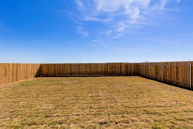 Building Photo - 1508 Carriageway Dr