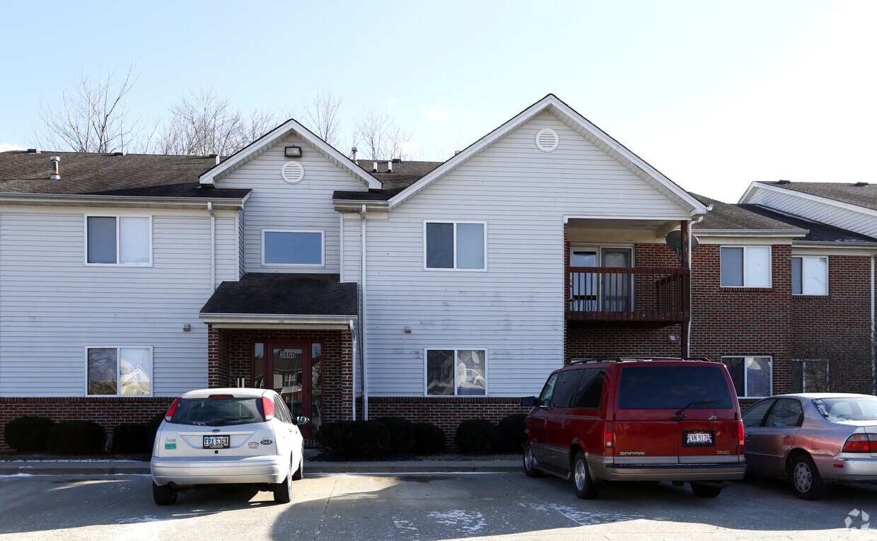 Little Creek Apartments Amelia
