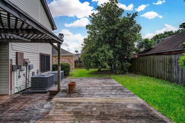 Building Photo - 2150 Paso Rello Dr