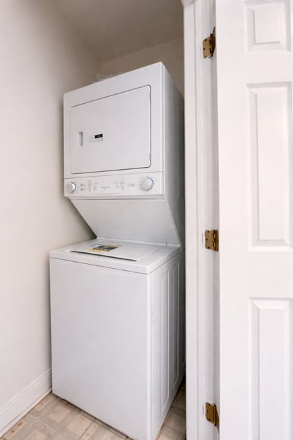 Building Photo - 3716 N Cicero Ave